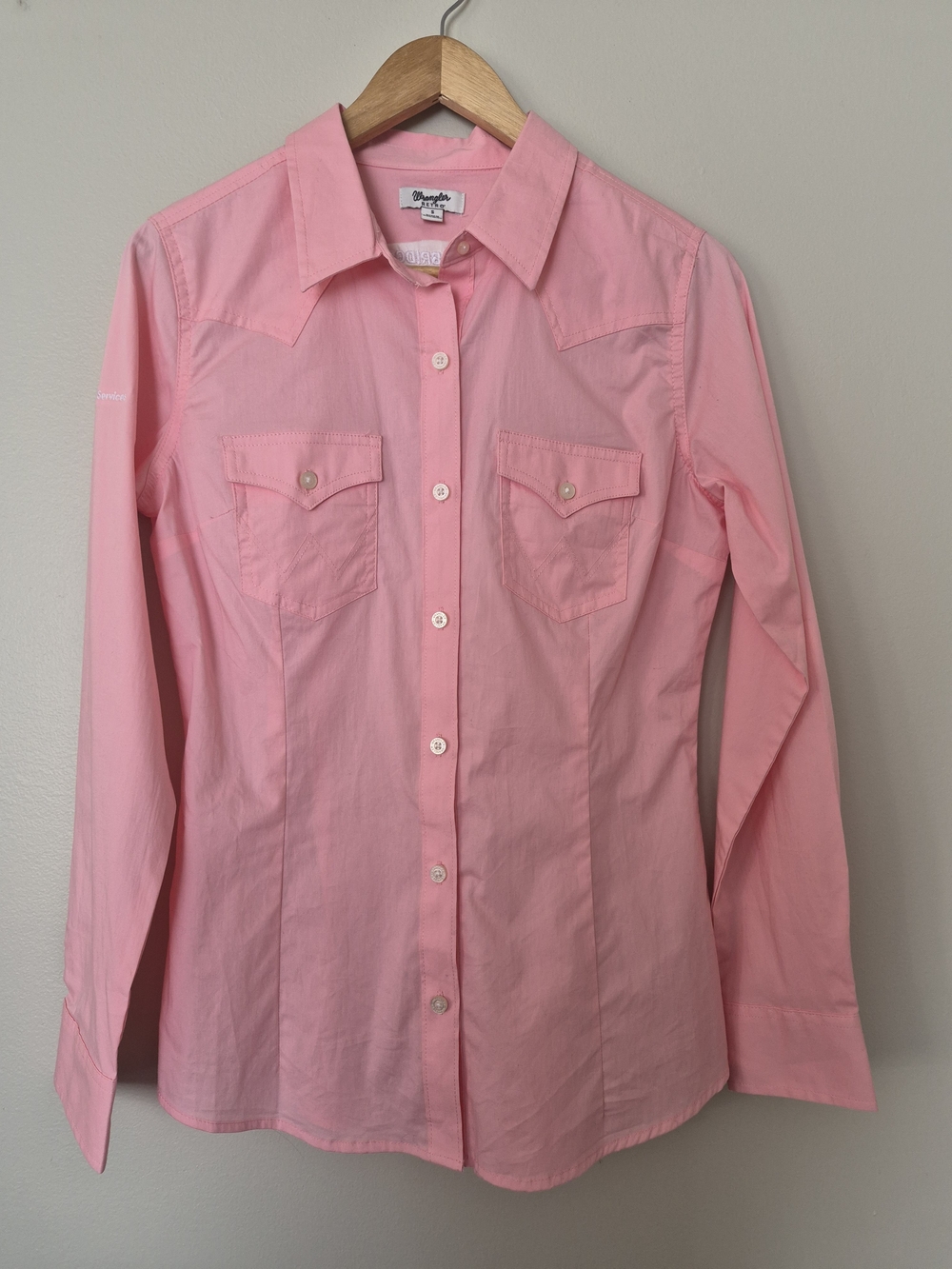 Wrangler Retro Women’s Small Pink Western Pearl Snap Shirt Enbridge